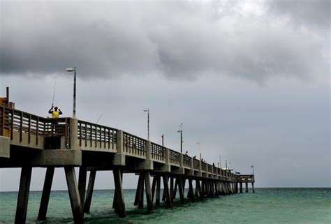 dania pier webcam|Dania Pier and Beach Webcam